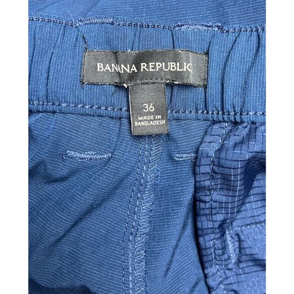 Banana Republic Blue Comfort Flat Front Performance Stretch Shorts Size 36 Men’s - Picture 4 of 6